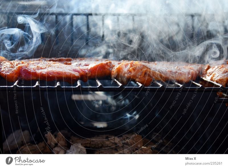 Grillwirbel Lebensmittel Fleisch Ernährung Abendessen Feste & Feiern heiß lecker Rauch Steak Fleischgerichte Grillen Grillsaison Grillkohle Wärme Spirale