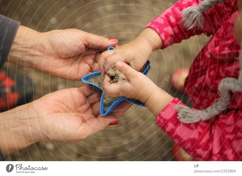 Ich helfe dir Lifestyle Muttertag Kindererziehung Bildung Erwachsenenbildung Kindergarten Schule Schulkind lernen Hochschullehrer Urkunde Mensch Baby Eltern