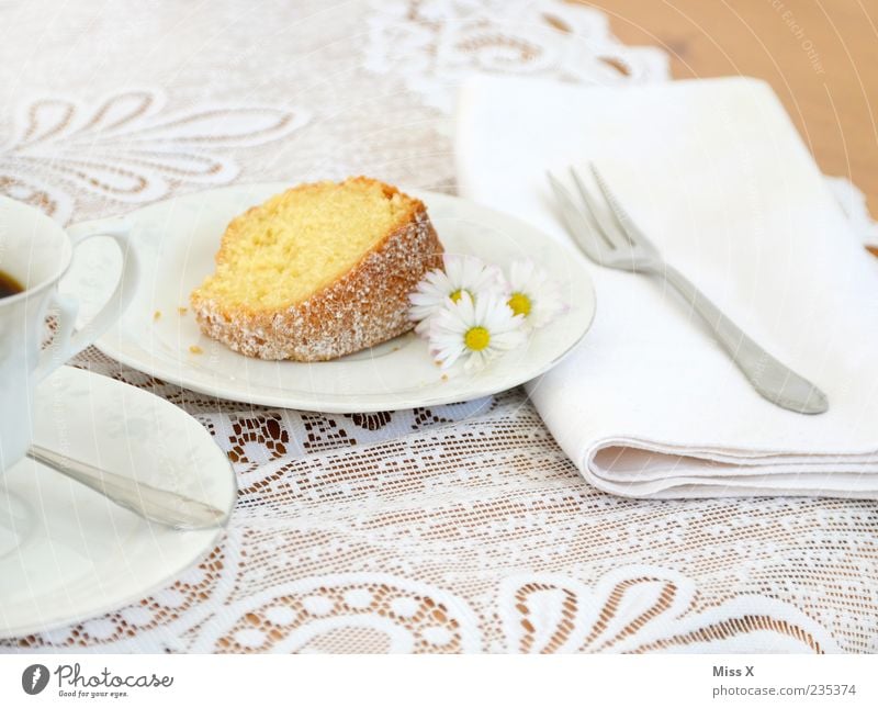 Kuchenstück Lebensmittel Dessert Ernährung Kaffeetrinken Getränk Heißgetränk Geschirr Teller Tasse Dekoration & Verzierung Feste & Feiern Blume Blüte genießen