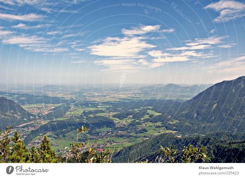 Fernsicht vom Predigtstuh über Bad Reichenhall Glück Ferne Freiheit Sommer Berge u. Gebirge Natur Landschaft Pflanze Himmel Wolken Horizont Schönes Wetter Wald