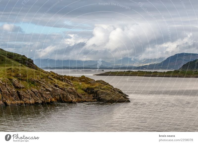 Schottland, Großbritannien. Ferien & Urlaub & Reisen Tourismus Strand Meer Landschaft Erde Wasser Himmel Wolken Gewitterwolken Wetter Gras Berge u. Gebirge