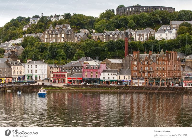 Oban Hafen und Stadt. Angeln Ferien & Urlaub & Reisen Tourismus Ausflug Strand Meer Haus Arbeit & Erwerbstätigkeit Industrie Kultur Landschaft Küste Bucht