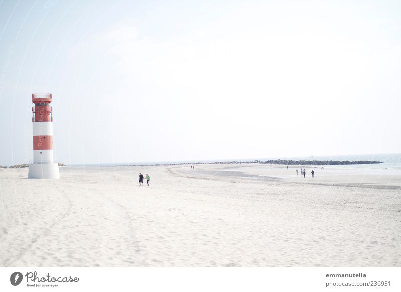 Helgoland Natur Landschaft Sand Wasser Himmel Wolkenloser Himmel Sommer Schönes Wetter Küste Seeufer Strand Nordsee Meer Insel Turm Leuchtturm Gebäude