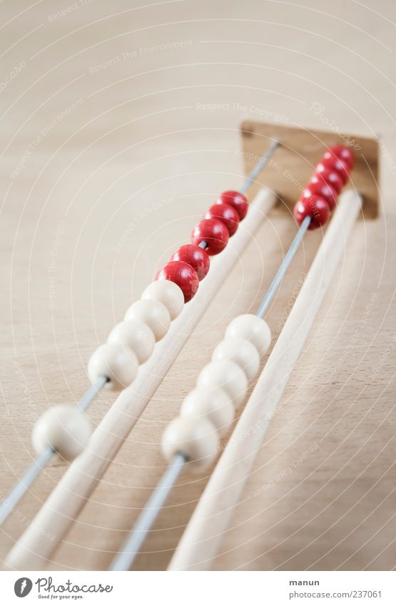 Abakus II Bildung lernen Rechenschieber rechnen zählen Vorschule Arbeitsgeräte Holz Zeichen authentisch einfach Erfolg Farbfoto Innenaufnahme Menschenleer