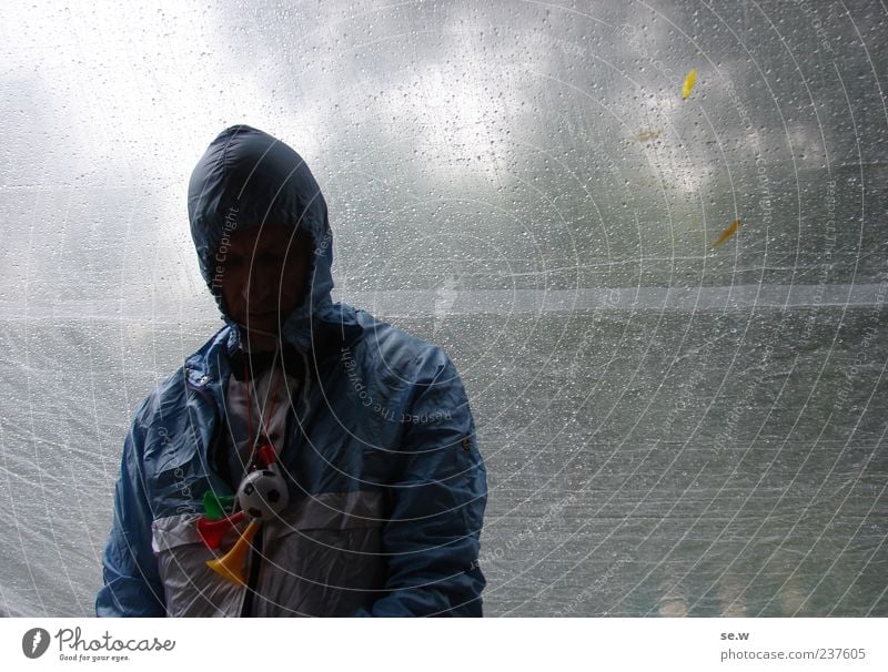 Herrentag Lifestyle Fußballfan Sommer maskulin Mann Erwachsene Oberkörper Gesicht 1 Mensch Regen Trainingsjacke Kapuze Tröte Abdeckung Feste & Feiern dunkel