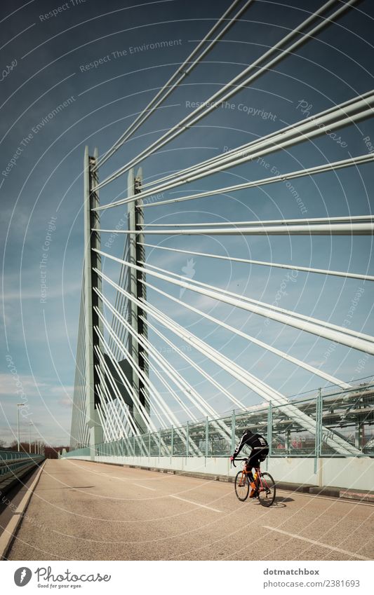 The bridge and the cyclist Sport Fahrradfahren Industrie Stadt Brücke Straße Erholung Fitness genießen blau gelb grau türkis Freiheit Freizeit & Hobby Freude