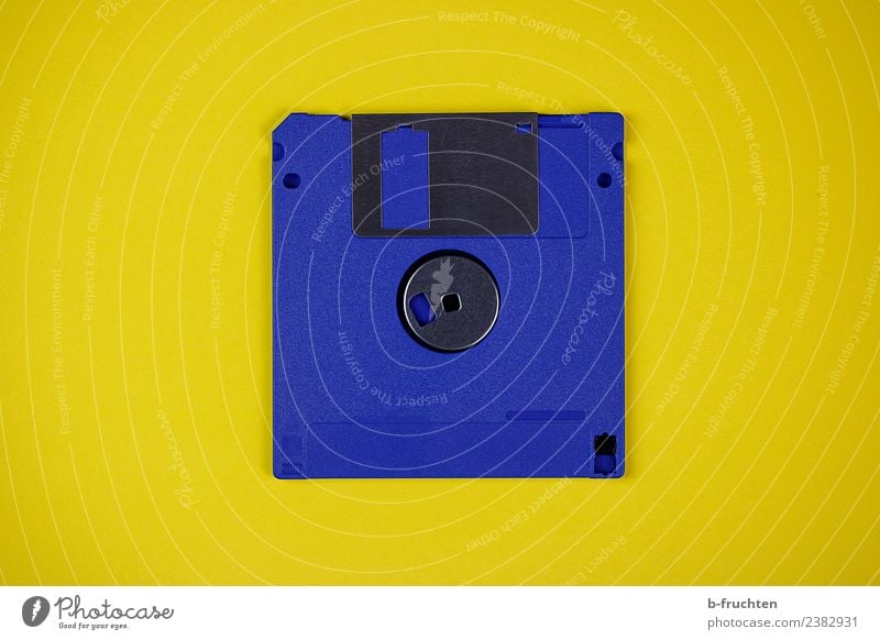 Diskette Büro Business Computer Hardware Technik & Technologie blau gelb datenspeicher Datenträger Speicher retro historisch Nostalgie Kunststoff Sammlung