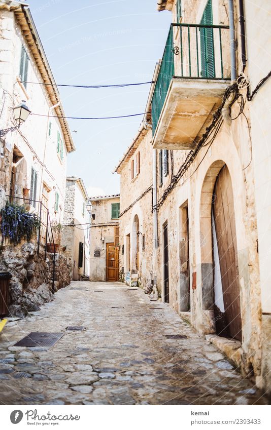 In den Gassen von Valldemossa harmonisch Wohlgefühl Zufriedenheit Sinnesorgane Erholung ruhig Ferien & Urlaub & Reisen Ausflug Sightseeing Städtereise Sommer