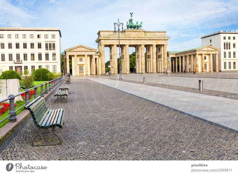 Brandenburger Tor Ferien & Urlaub & Reisen Tourismus Ausflug Sightseeing Städtereise Sommer Berlin Berlin-Mitte Deutschland Europa Stadt Hauptstadt Stadtzentrum