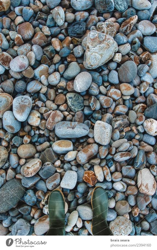 Kieselstein Hintergrund und Stiefel Design schön Ferien & Urlaub & Reisen Sommer Strand Meer Dekoration & Verzierung Tapete Fuß 1 Mensch Menschengruppe Umwelt