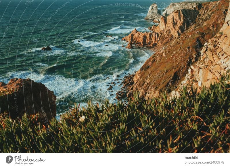 Entdecken Sie Portugal. Cabo da Roca Meer und Berge schön Ferien & Urlaub & Reisen Tourismus Ausflug Abenteuer Berge u. Gebirge Natur Landschaft Himmel Felsen