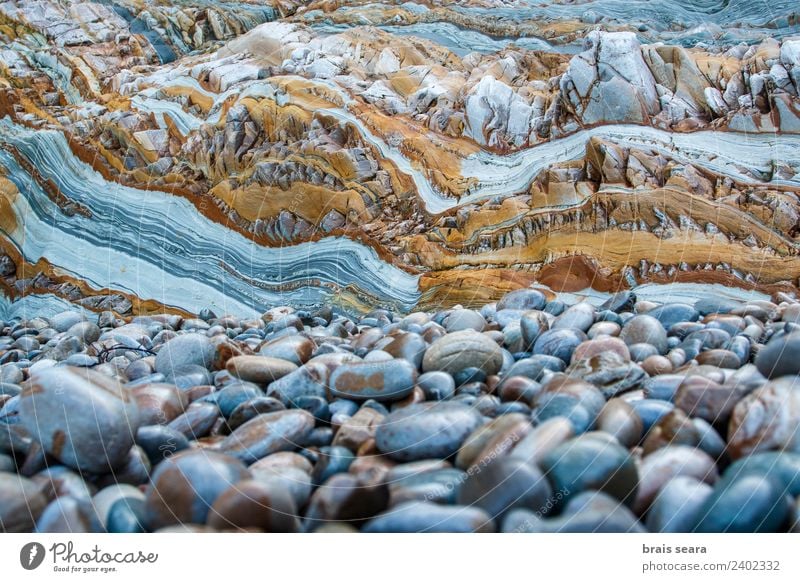 Sedimentäre Gesteinsstruktur Strand Meer Wissenschaften Erwachsenenbildung Geografie Geologie Geologen Beruf Umwelt Natur Erde Küste Stein natürlich blau gelb