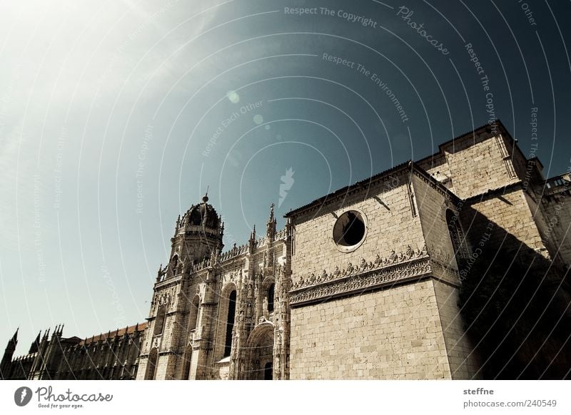 Steffne, der Klosterschüler Himmel Sonnenlicht Sommer Schönes Wetter Lissabon Portugal Altstadt Kirche Architektur Sehenswürdigkeit Hieronymuskloster alt