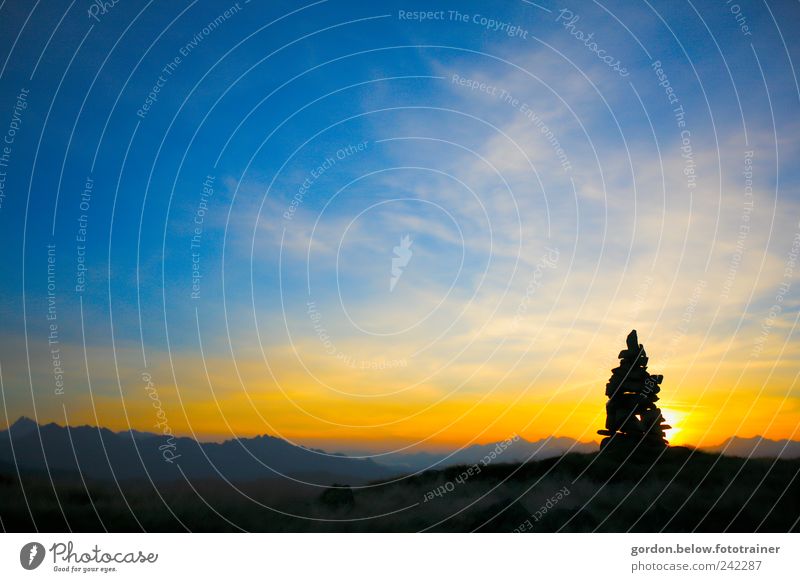 Morgendämmerung Ferien & Urlaub & Reisen Ausflug Ferne Freiheit Sonne Berge u. Gebirge Umwelt Natur Landschaft Luft Himmel Wolken Horizont Sonnenaufgang