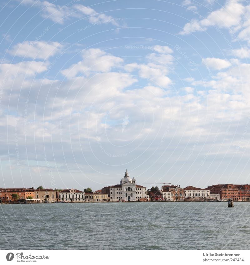 Venice, not really loved Ferien & Urlaub & Reisen Städtereise Sommer Italien Europa Hafenstadt Skyline Menschenleer Sehenswürdigkeit alt Bekanntheit schön