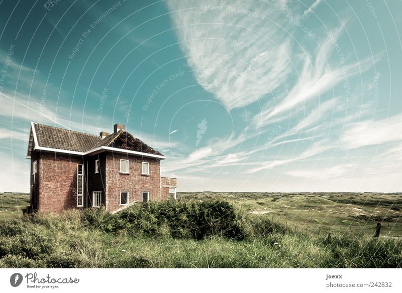 Frei Haus Traumhaus Garten Himmel Wolken Horizont Sommer Schönes Wetter Wiese Unendlichkeit schön blau braun grün Grundstück Freiheit Farbfoto Gedeckte Farben