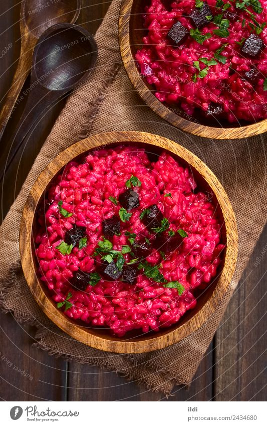 Rote-Beete-Risotto Gemüse Getreide Vegetarische Ernährung frisch Lebensmittel Reis Rote Beete gebraten gebastelt Vegane Ernährung cremig Püree gestampft