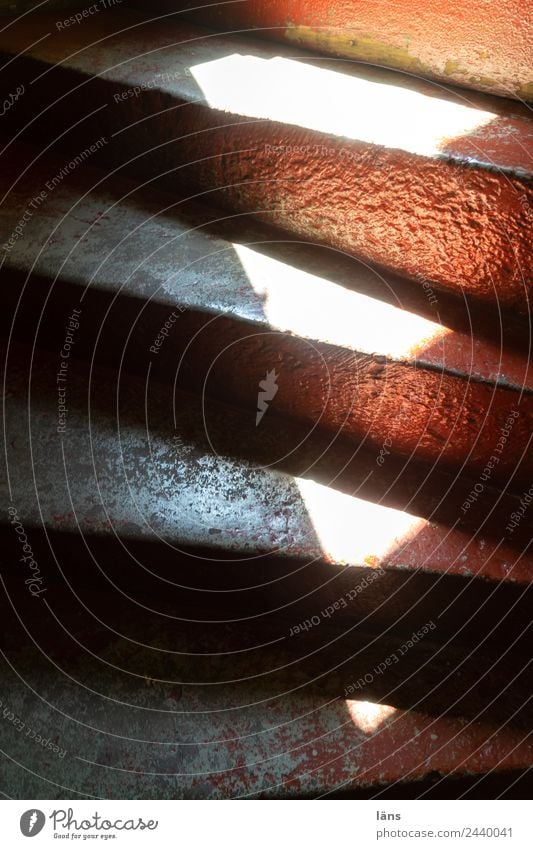 Treppe l UT Dresden Haus Licht Schatten Neigung aufwärts abwärts