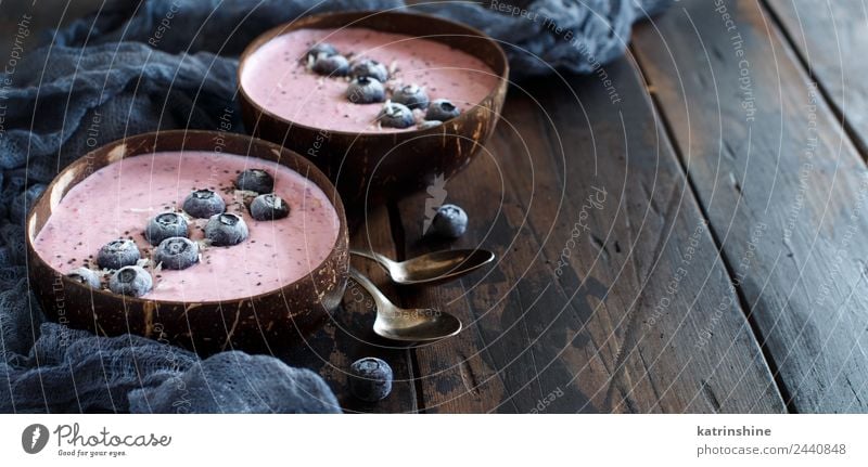 Heidelbeere Smoothie Schalen Joghurt Frucht Dessert Ernährung Frühstück Vegetarische Ernährung Diät Schalen & Schüsseln Sommer frisch grau rosa rot weiß