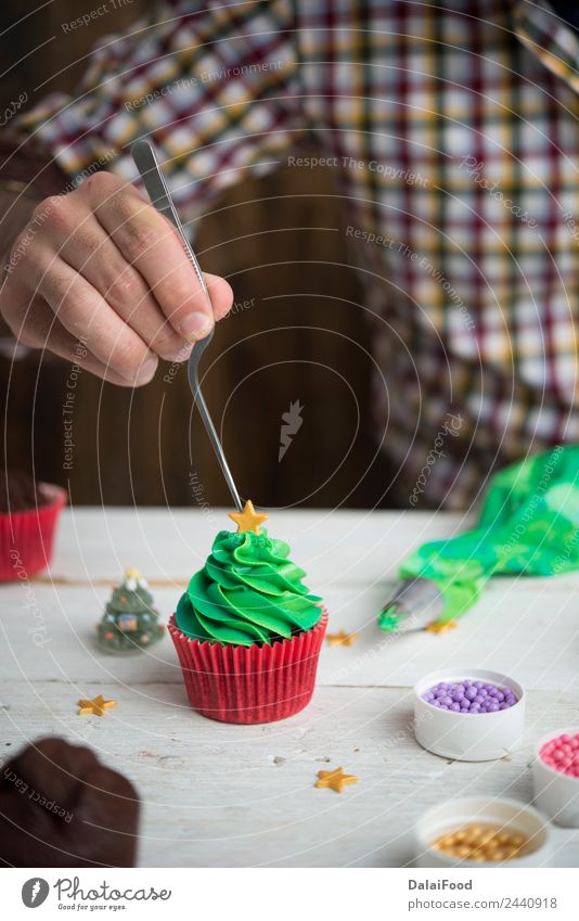 Muffin Weihnachtsbaum Dessert Winter Dekoration & Verzierung Feste & Feiern Weihnachten & Advent Baum hell grün weiß Farbe Hintergrund backen Kuchen farbenfroh