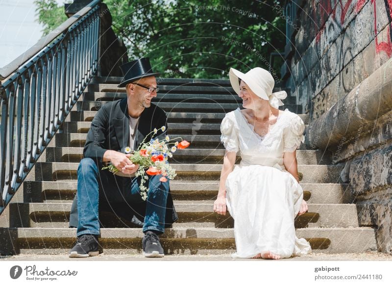 better together | UT Dresden 2018 Stil Freude Glück Hochzeit Mensch maskulin feminin Frau Erwachsene Mann Paar Partner Hut Freundlichkeit Fröhlichkeit frisch