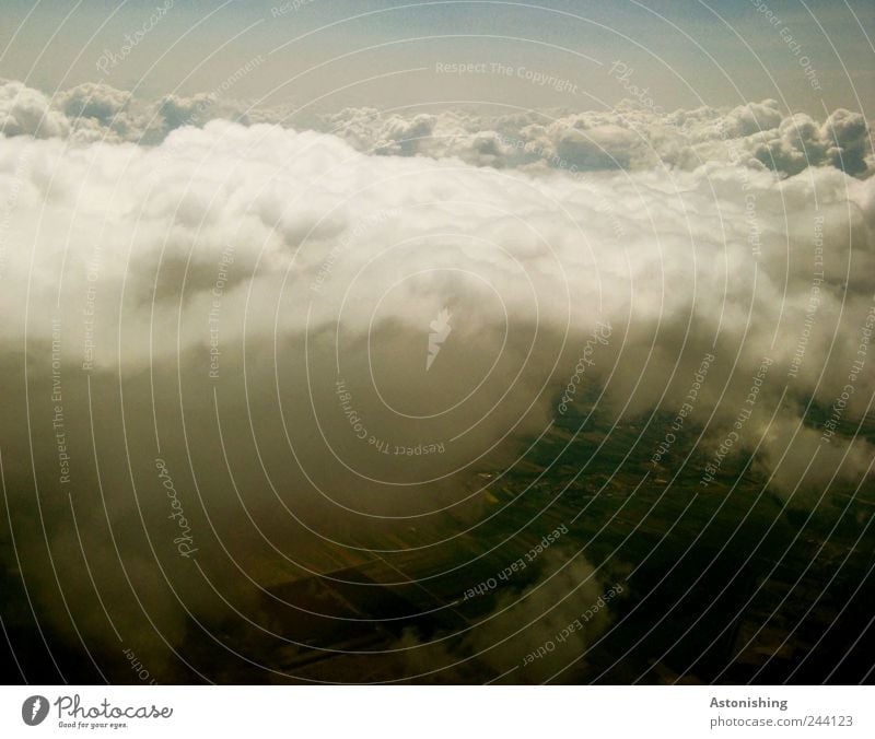 Wolkengrenze Umwelt Natur Landschaft Erde Luft Himmel Horizont Sommer Klima Wetter Pflanze Wiese Feld Wald Luftverkehr Flugzeug Passagierflugzeug fliegen hoch