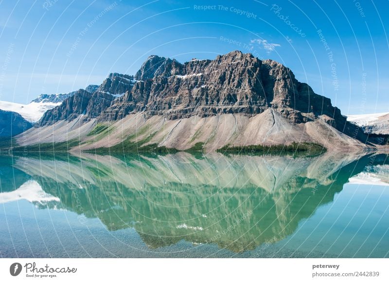 Bow Lake in Banff National Park, Canada Ausflug Berge u. Gebirge wandern Natur Landschaft See blau grau Alberta alpin autumn beautiful beauty blue bow calm