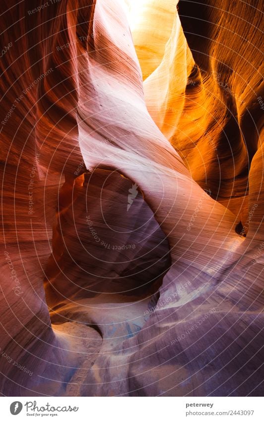 Arch inside lower antelope slot canyon, Arizona Tourismus Ausflug Natur Sand Sonnenlicht Felsen Schlucht Mauer Wand braun gelb rot abstract america