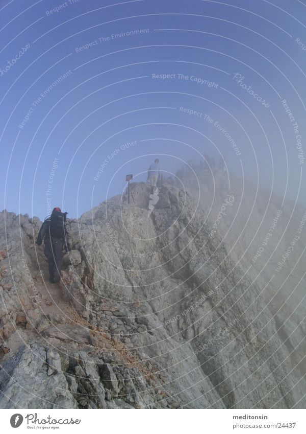 gratwandern Nebel Gipfel Bergkamm Verkehr Berge u. Gebirge Alpen Sport