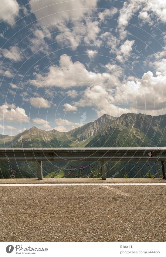 Ausblick IV Umwelt Natur Landschaft Himmel Wolken Horizont Sommer Schönes Wetter Alpen Berge u. Gebirge Gipfel Straße Hochstraße hell Ende