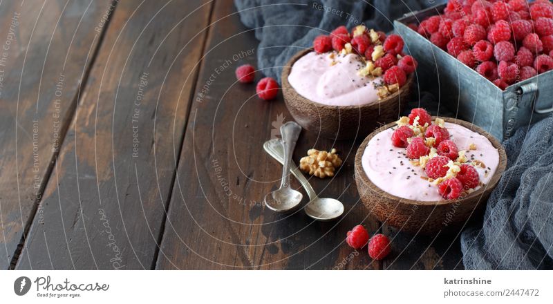 Himbeeren Smoothie Schüsseln Joghurt Frucht Dessert Ernährung Frühstück Vegetarische Ernährung Diät Schalen & Schüsseln Löffel Sommer frisch rosa rot weiß