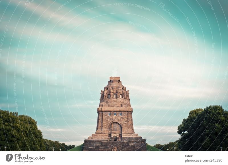 Völkerschlachtdenkmal Sightseeing Kultur Umwelt Himmel Schönes Wetter Baum Bauwerk Denkmal historisch Vergangenheit Leipzig Wahrzeichen Mitte Kriegerdenkmal