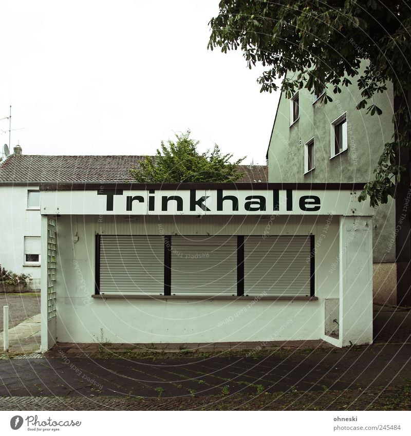 666 - Leider geschlossen trinken Alkohol Spirituosen Ruhrgebiet Haus Bauwerk Gebäude Kiosk Buden u. Stände Fenster Stadt Jalousie Farbfoto Gedeckte Farben