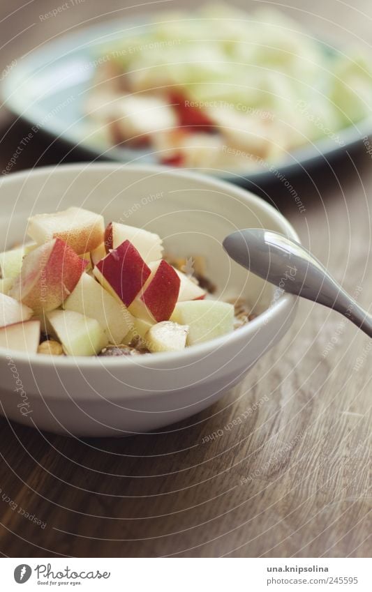 früchtemüsli Lebensmittel Salat Salatbeilage Frucht Müsli Ernährung Frühstück Bioprodukte Vegetarische Ernährung Diät Geschirr Teller Schalen & Schüsseln Löffel