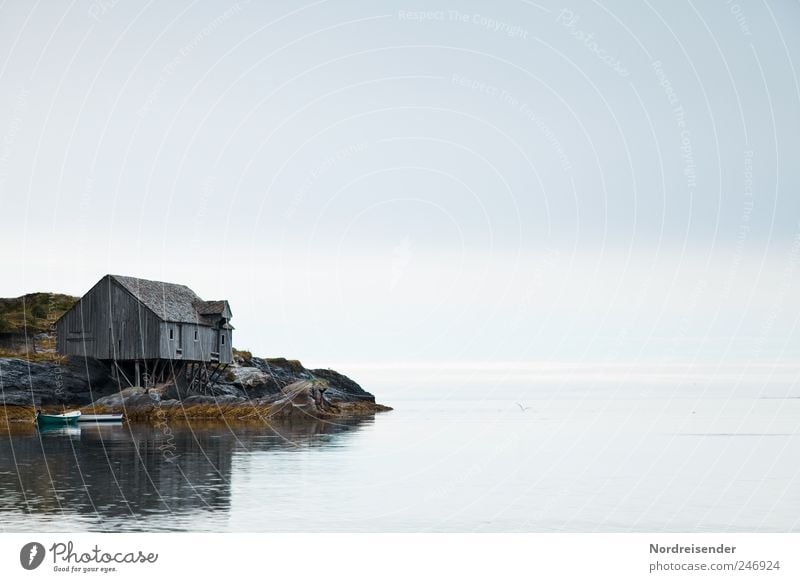 Weitsicht Lifestyle harmonisch Erholung ruhig Meditation Ferne Meer Haus Natur Landschaft Urelemente Wasser Himmel Wetter Regen Küste Hütte Häusliches Leben