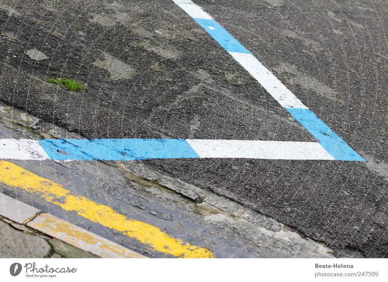 Das spanische "Z" Sommer Sommerurlaub Straße Zeichen Hinweisschild Warnschild Verkehrszeichen blau gelb weiß Genauigkeit Dienstleistungsgewerbe Straßenverkehr