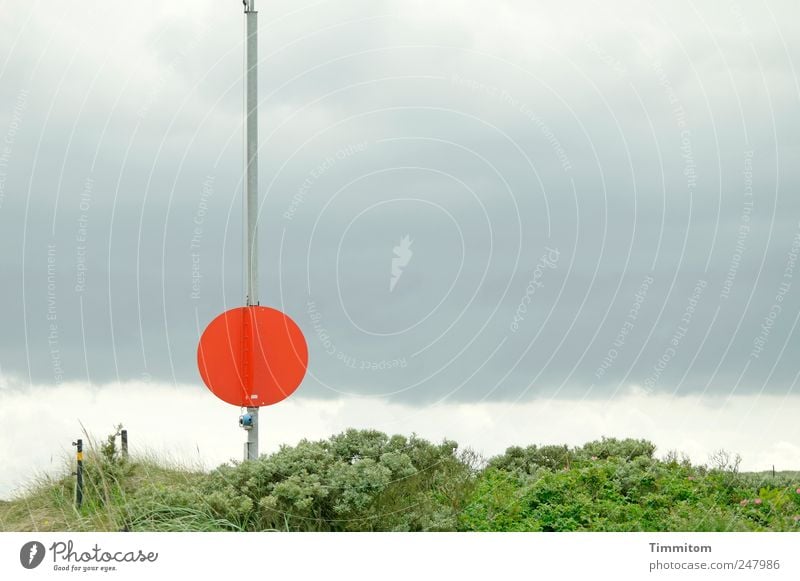 Zeichen + Symbole: Obacht! Wir suchen Rotkäppchen! Ferien & Urlaub & Reisen Technik & Technologie Umwelt Natur Landschaft Pflanze schlechtes Wetter Gras Nordsee