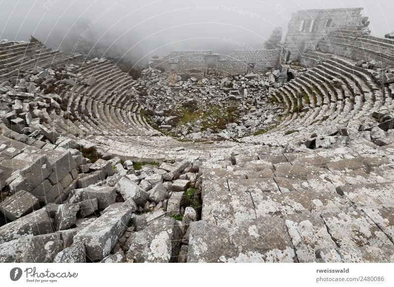 Das hellenistisch-römische Theater verunstaltet. Termessos-Türkei-1950 Spielen Ferien & Urlaub & Reisen Tourismus Ausflug Sightseeing Publikum Kunst Architektur