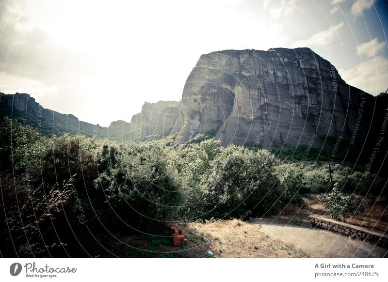 dream Thessalia Umwelt Natur Landschaft Sommer Schönes Wetter Hügel Felsen Berge u. Gebirge Gipfel Griechenland Thessalien Meteora leuchten träumen authentisch