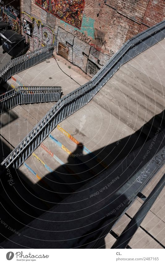 alle wege führen nach neukölln Ferien & Urlaub & Reisen Städtereise Schönes Wetter Berlin Neukölln Hauptstadt Gebäude Architektur Mauer Wand Treppe Verkehr