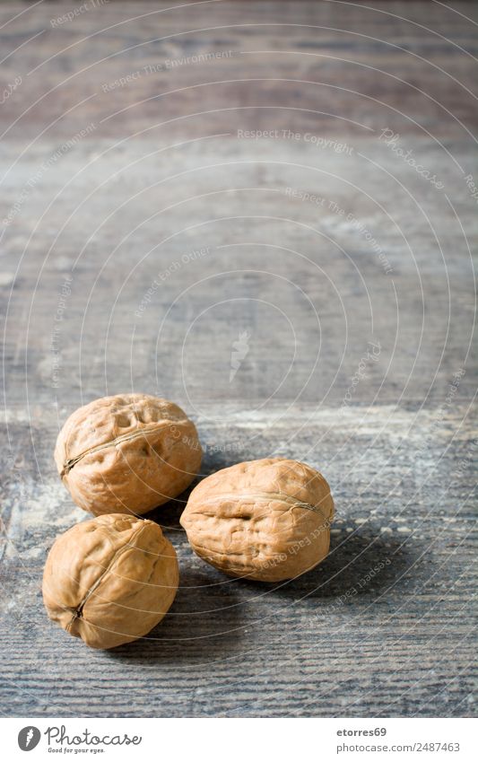 Walnüsse Lebensmittel Frucht Ernährung Vegetarische Ernährung Gesundheitswesen Gesunde Ernährung frisch gut braun Walnuss Herbst Winter Kalifornien Textfreiraum