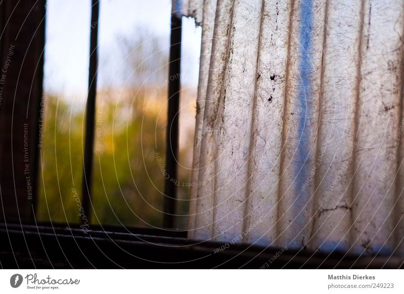 Zerfall Sehenswürdigkeit Denkmal alt Fenster Verfall Kunststoff Abdeckung industriell Industriefotografie Industrieanlage Industriegelände Industrieruine Ruine