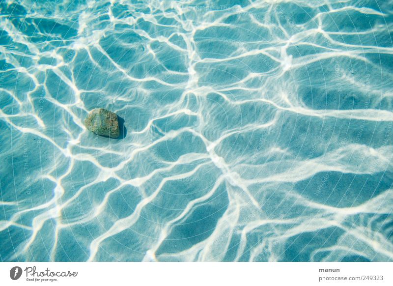 Steinzeit Natur Urelemente Sand Wasser Meer Sardinien Mittelmeer Meeresboden Meerwasser glänzend leuchten authentisch hell natürlich schön blau Fernweh