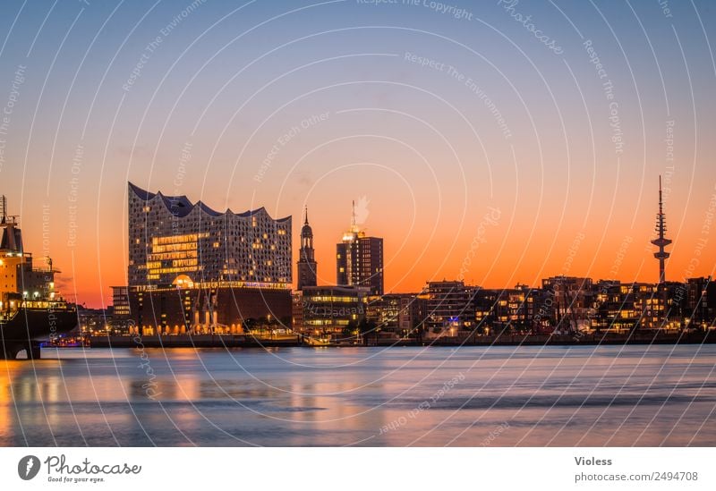 Schönste Stadt Skyline XV Hafenstadt Bauwerk Gebäude Sehenswürdigkeit Wahrzeichen Denkmal glänzend außergewöhnlich Coolness fantastisch maritim Hamburg