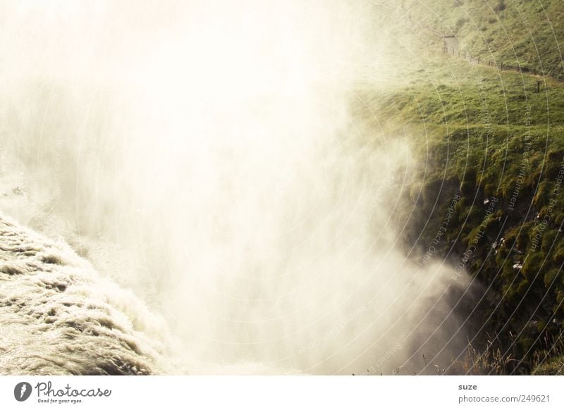 Naturgewalt Berge u. Gebirge Umwelt Landschaft Urelemente Wasser Klima Nebel Felsen Schlucht Fluss Wasserfall außergewöhnlich bedrohlich gigantisch wild grün