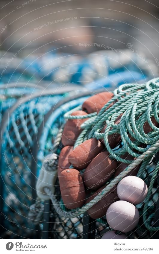 Reusen Fischer Fischereiwirtschaft Fischereihafen Fischerdorf authentisch Seil Schwimmer (Angeln) Netz Farbfoto Außenaufnahme Detailaufnahme Menschenleer