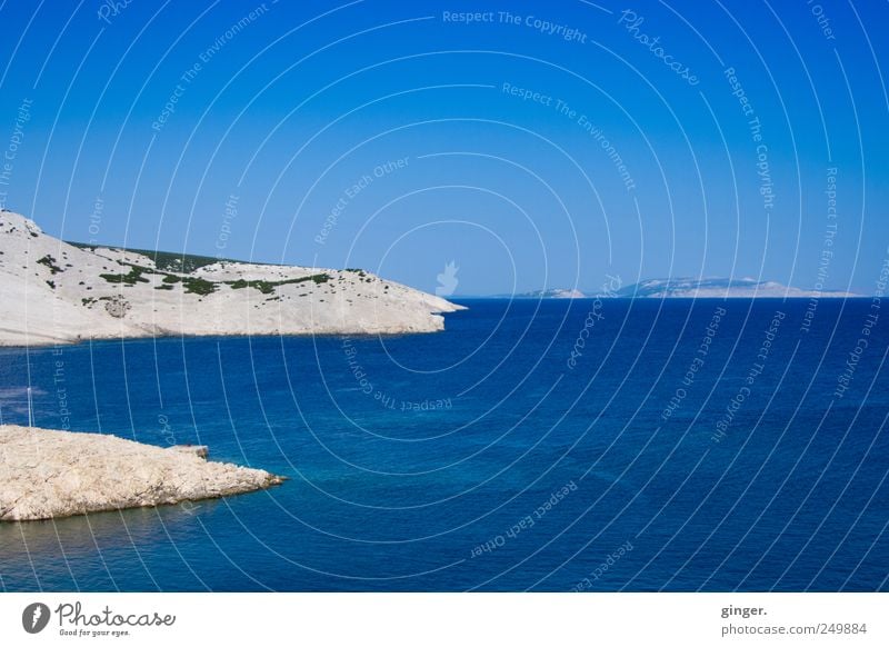 Ins Meer züngeln Umwelt Natur Landschaft Sand Wasser Himmel Wolkenloser Himmel Horizont Sommer Schönes Wetter Wellen Küste Insel Pag blau karg Karst Ferne