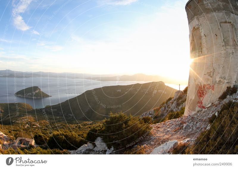 Capo Figari Ferien & Urlaub & Reisen Tourismus Ausflug Freiheit Sommer Sommerurlaub Sonne Meer Natur Landschaft Himmel Horizont Wetter Sträucher Hügel