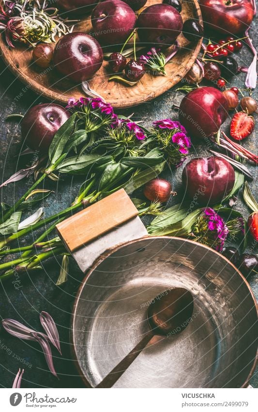 Sommer Obst aus Garten und Topf mit Löffel Lebensmittel Frucht Ernährung Stil Design Gesunde Ernährung Häusliches Leben Tisch altehrwürdig Stillleben Pflaume