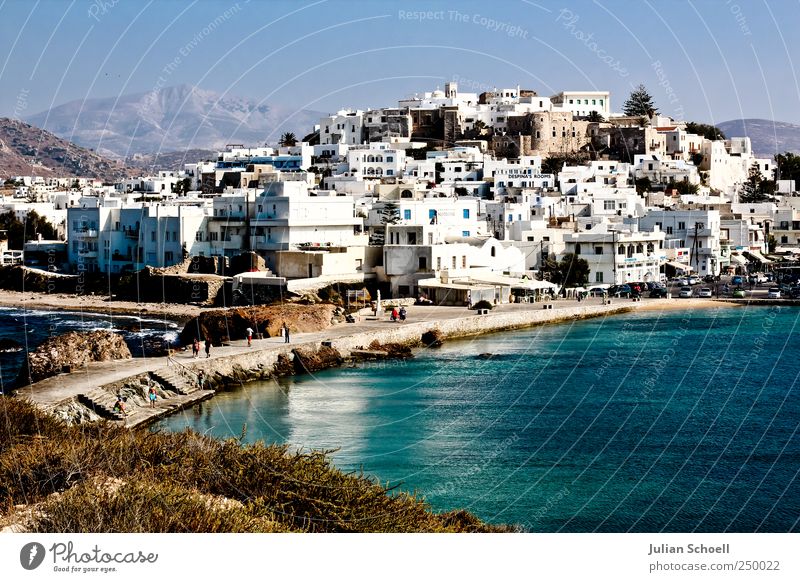 NAXOS Hafenstadt Altstadt bevölkert Haus Ruine Bauwerk Gebäude Mauer Wand Balkon Fenster Tür Dach alt ästhetisch außergewöhnlich eckig fantastisch